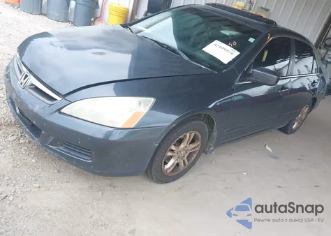 2007 Honda Accord 2.4 Ex z USA, uszkodzony, nr VIN 1HGCM56817A057650